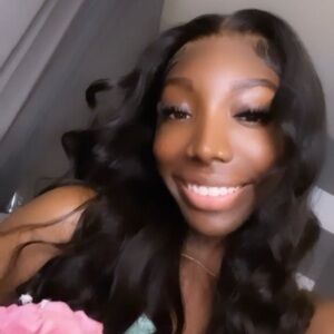 Meet your Posher, Amya